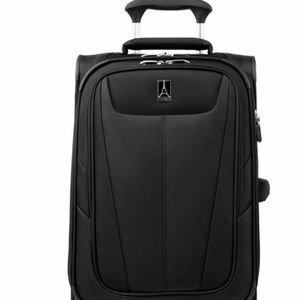 Travel pro Maxlite 5 21” Carry-on Expandable Spinner”